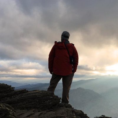 Profile Picture of Jon Mayhew (@jonmayhew) on Twitter