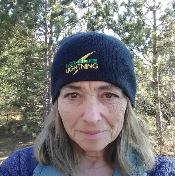 Karen Botham - Poshmark Profile Picture of Karen Botham (@karenbotham) on Poshmark