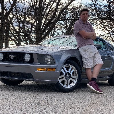 Profile Picture of Dustin Knoll (@knoll_dustin) on Twitter