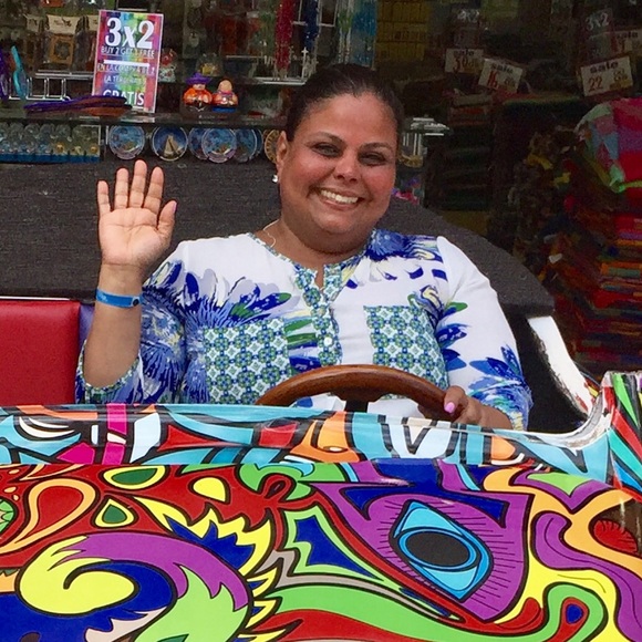 Profile Picture of Yamilette Rosello (@jros0331) on Poshmark