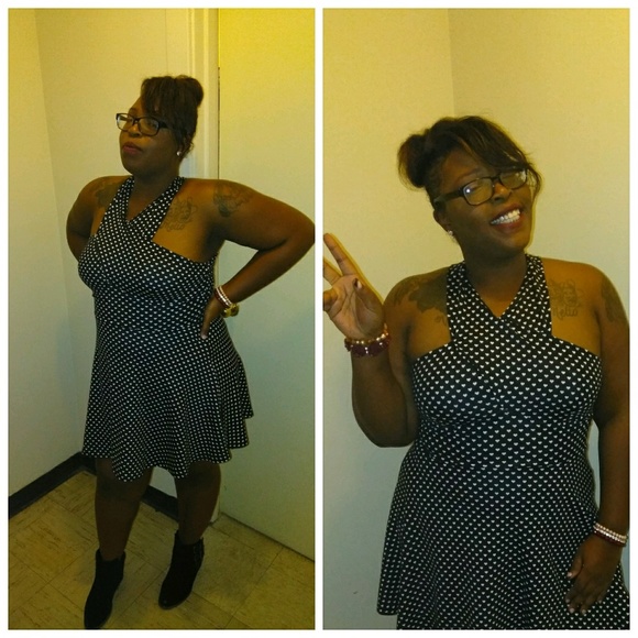 Profile Picture of Kamelia Alexander (@kalexander0628) on Poshmark