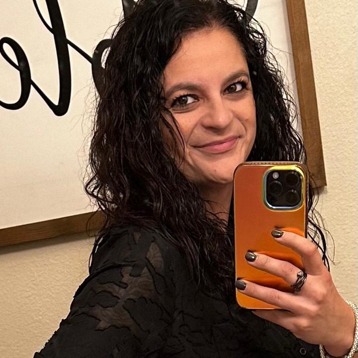 Profile Picture of Krys (@krystaltorrez3) on Tiktok