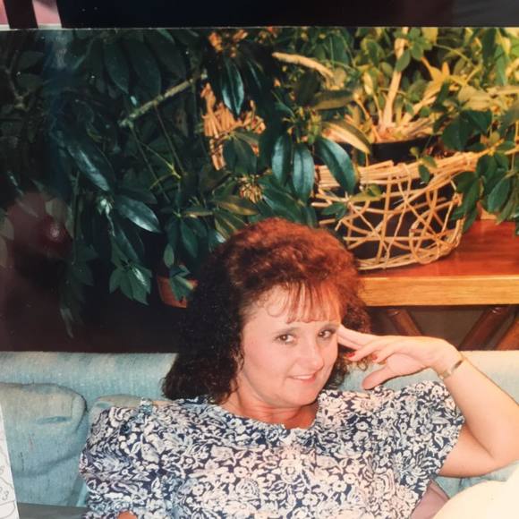 Profile Picture of Debra Freeman (@debrafreeman566) on Poshmark