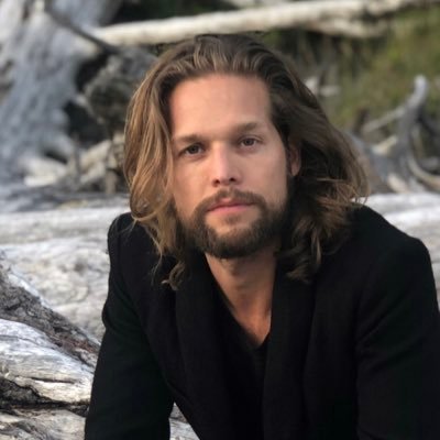 Profile Picture of DE (@DavidElkinsIII) on Twitter