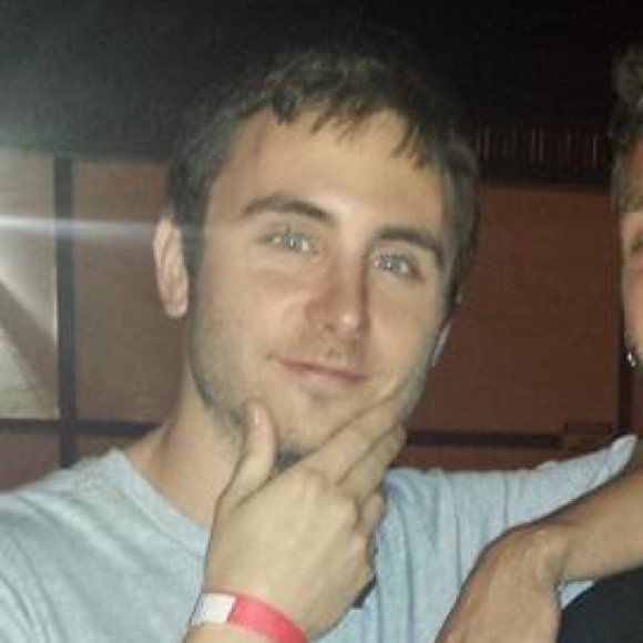 Profile Picture of Casey Borstad (@caseyborstad) on Poshmark