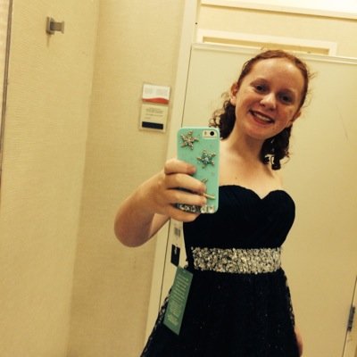 Profile Picture of Jessica (@jessicamintzer) on Twitter