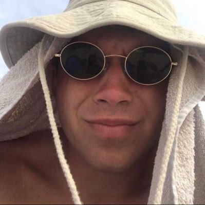 Profile Picture of Ali MacBrayne (@macbrayne_ali) on Twitter