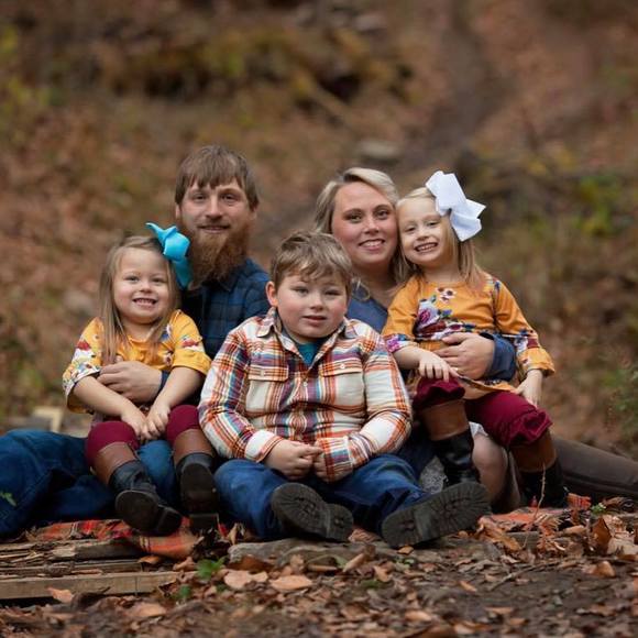 Profile Picture of Sampy Owens (@sam2smomma) on Poshmark