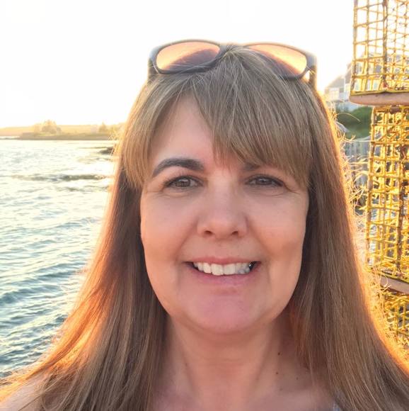 Profile Picture of Cheryl Drisko (@day2920) on Poshmark