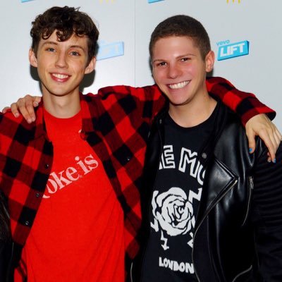 Profile Picture of Jacob Almeas (@jalmeas) on Twitter