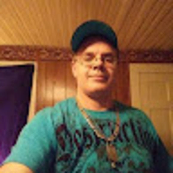 Profile Picture of Gordon Mcdowell (@lumbeekidd420) on Poshmark