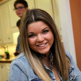 Profile Picture of Bailey Holcomb (@holcombbailey) on Pinterest