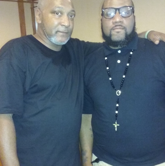 Profile Picture of Edward Skinner (@aste645) on Poshmark