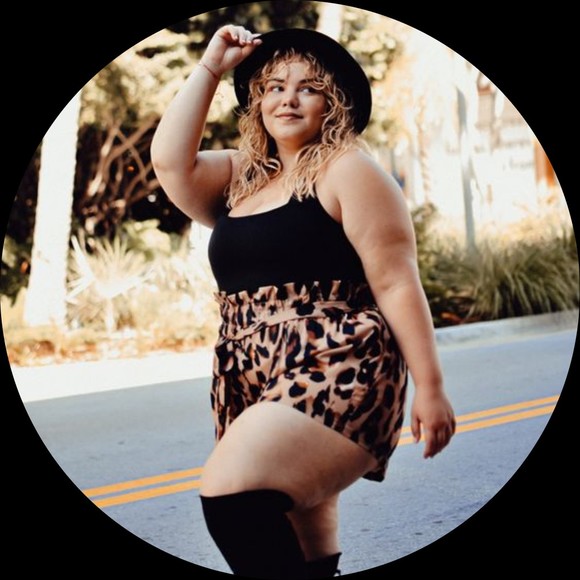 Profile Picture of James Mannheimer (@jamesmann2) on Poshmark