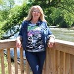 Profile Picture of Pat Perkins Becker (@patbqt) on Instagram