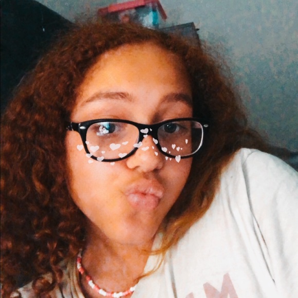 Profile Picture of Hailey Thomas (@haileythomas982) on Poshmark