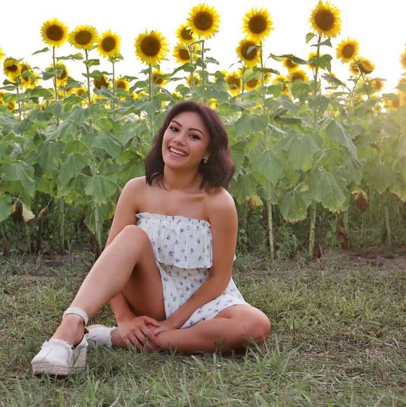 Profile Picture of Skylar Shaw (@samoanmix) on Poshmark