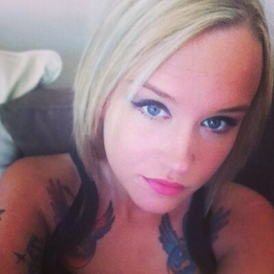 Profile Picture of Casie Pohlabel (@LynnLynncasie) on Twitter