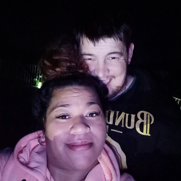 Profile Picture of Karthreen Winks (@karthreenwinks) on Poshmark