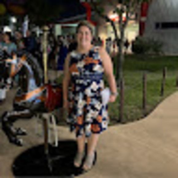 Profile Picture of Suzanne Patrick (@suzannebpatrick) on Poshmark