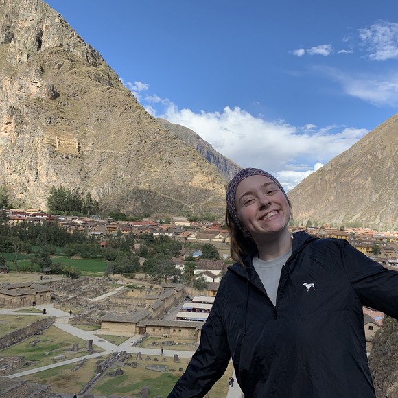 Profile Picture of Taryn Springgate (@tspringg) on Poshmark