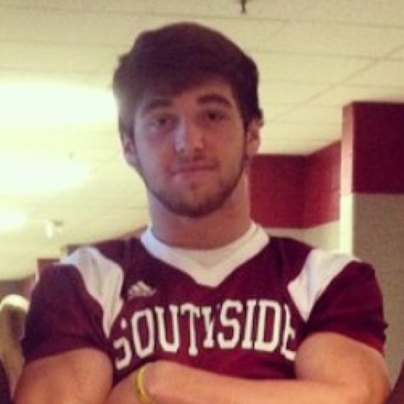 Profile Picture of Phillip Jackson (@tommyhilfiger32) on Poshmark