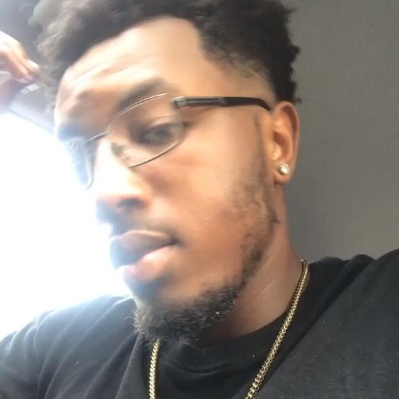 Profile Picture of Christopher Dimante (@otcbchris) on Poshmark