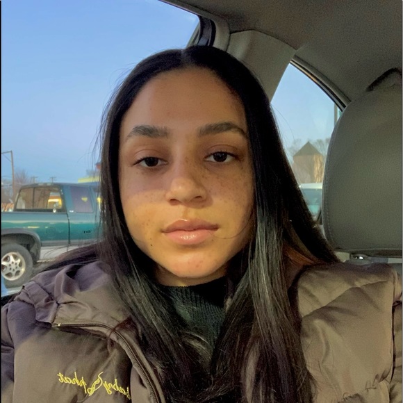 Profile Picture of Monica Blassou (@monicablass) on Poshmark