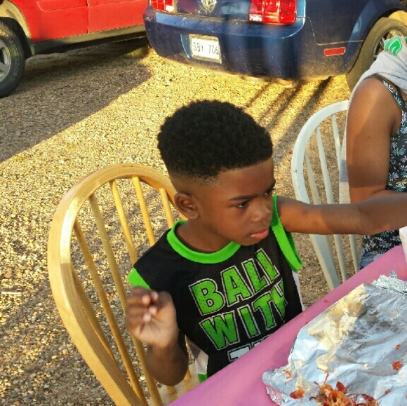 Profile Picture of Takiesha Mills (@kiesha1978) on Poshmark