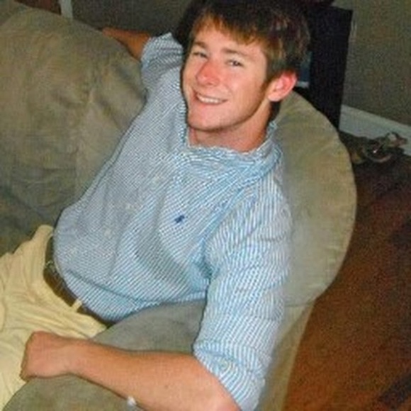 Profile Picture of Jonathan Wilks (@jwshocker91) on Poshmark