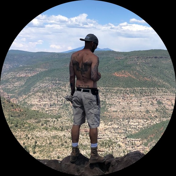 Profile Picture of Cory Linnenkamp (@cory_linnenkamp) on Poshmark