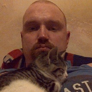 Profile Picture of Justin MacPhee (@justin.macphee.54) on Facebook