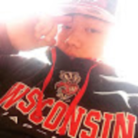 Nathan Lor - Poshmark Profile Picture of Nathan Lor (@nathanlor) on Poshmark