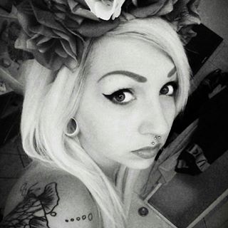 Profile Picture of Amanda Landon (@amanda.landon.31) on Facebook