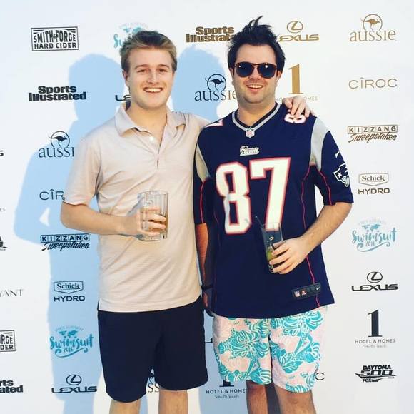 Profile Picture of Richard Gruber (@rgrubes87) on Poshmark