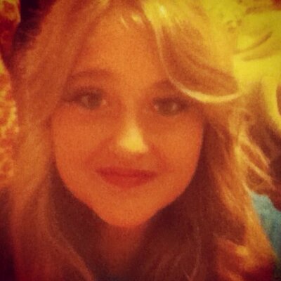 Profile Picture of Ashley (@abcar99) on Twitter