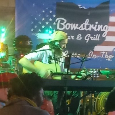 Profile Picture of Adam Zuk (@AdamZukMusic) on Twitter