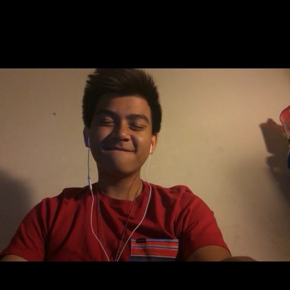 Profile Picture of Kenneth Callanta (@kenneth_ivan) on Poshmark