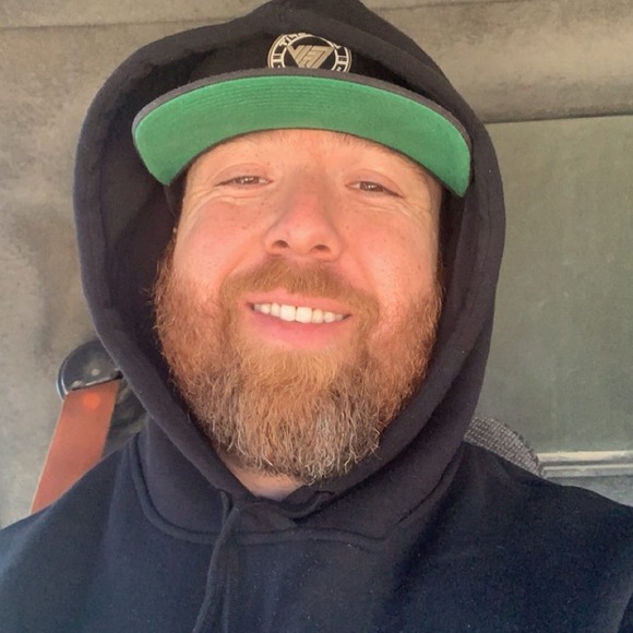 Profile Picture of Max Harrington (@max_h53) on Poshmark