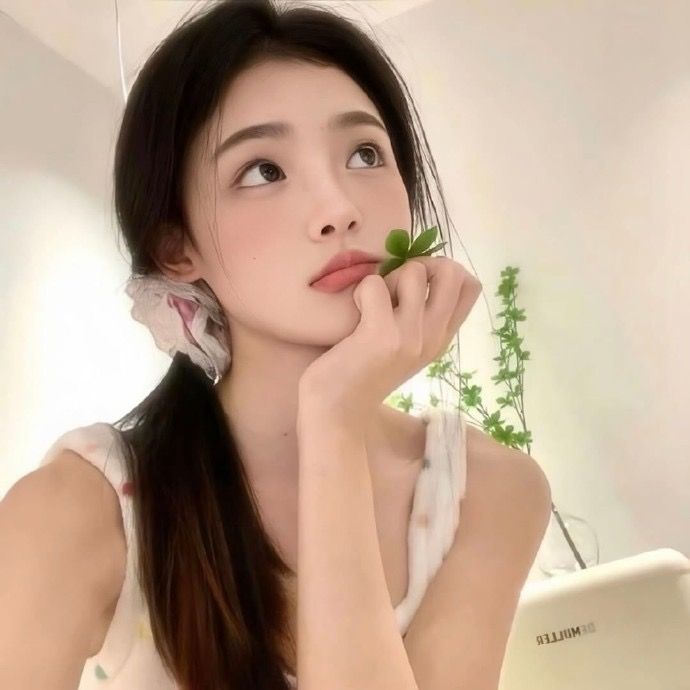 Profile Picture of ring345160 (@dawnin..finity) on Tiktok