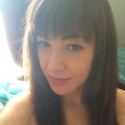 Profile Picture of Amanda Zell (@AmandaZell1) on Twitter