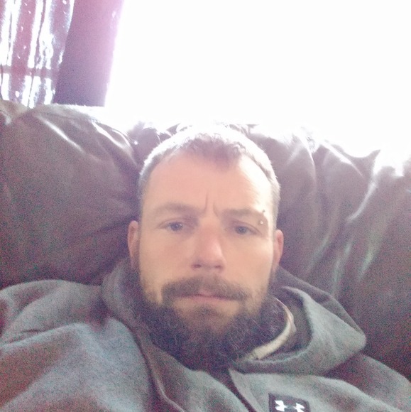 Danny Grother - Poshmark Profile Picture of Danny Grother (@dannyamber19) on Poshmark