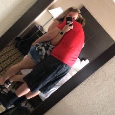 Profile Picture of Jay🌻 (@jay__jean) on Twitter