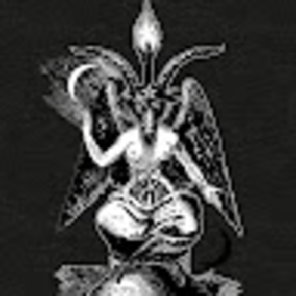 Profile Picture of Mage Leigh (@maggotman777) on Poshmark