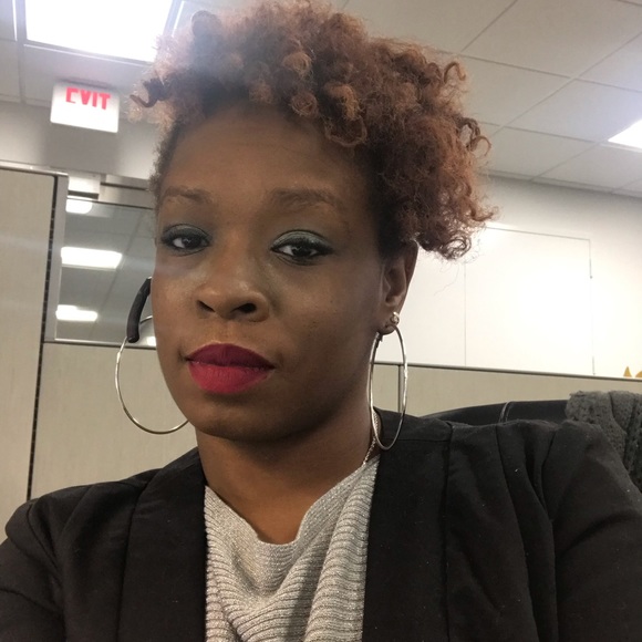 Profile Picture of Tracey Cates (@tracey624) on Poshmark