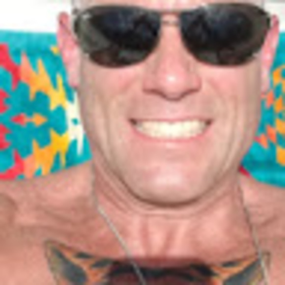 Profile Picture of Bryan Harkrader (@bharkrader9) on Poshmark