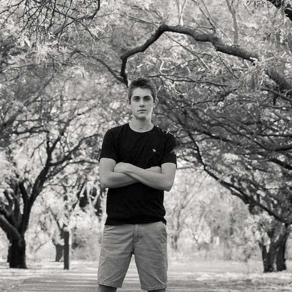 Profile Picture of Kevin Barney (@barneykevin26) on Poshmark