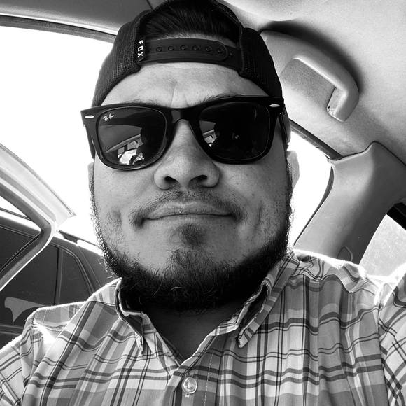 Profile Picture of Juan pablo Blanco ledesma (@jmakavelip3) on Poshmark