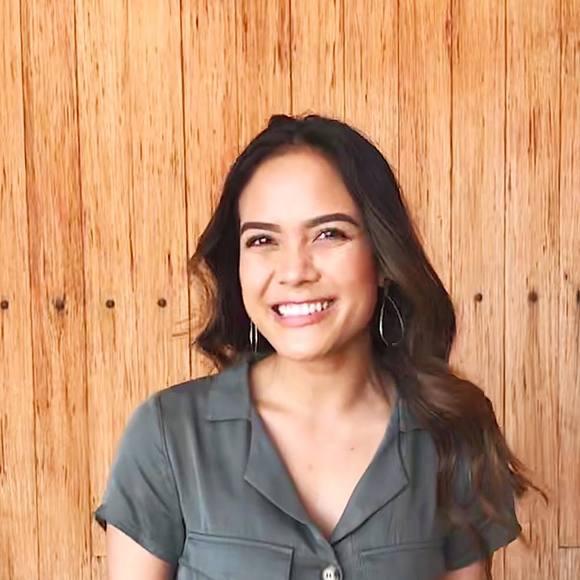 Profile Picture of Nina Duprat (@ninaduprat) on Poshmark