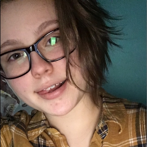 Profile Picture of Madison Sandusky (@madisonsandusky) on Poshmark